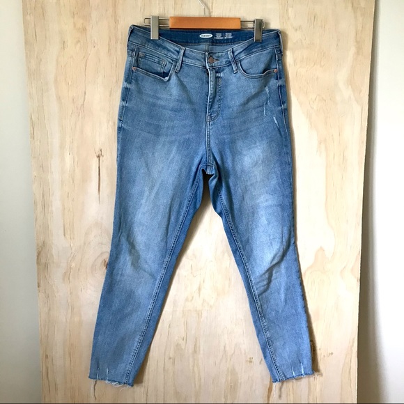 Old Navy | Rockstar Super Skinny High Rise Jeans - Picture 2 of 4